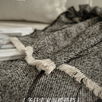 凸家居北欧风黑白流苏羊毛毯盖毯现代客厅沙发毯卧室搭毯